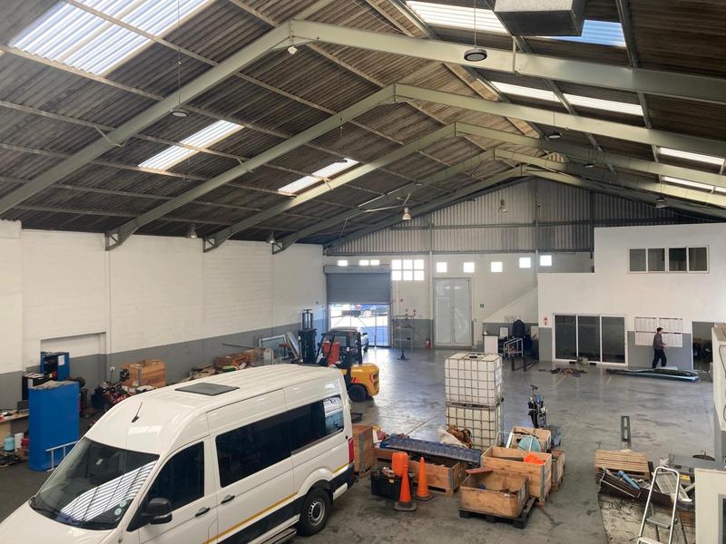 To Let Commercial Property for Rent in North End Eastern Cape